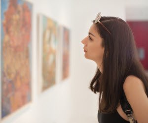 Viewing art at The Edinburgh Art Gallery