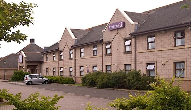 Exterior at Premier Inn Hotel Dundee Centre