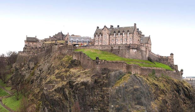View of Premier Inn Edinburgh City Centre (Princes Street)