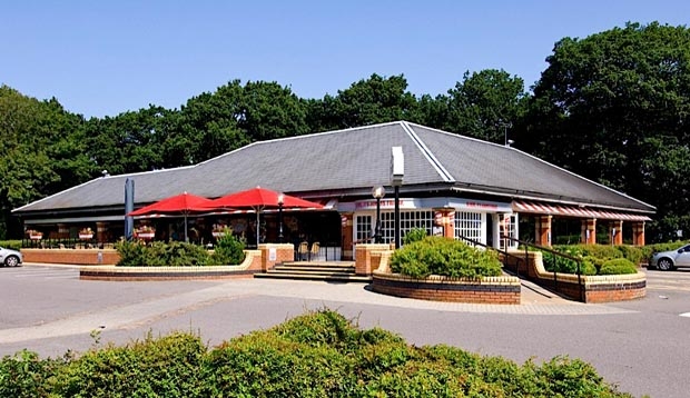 Exterior of Premier Inn Fareham
