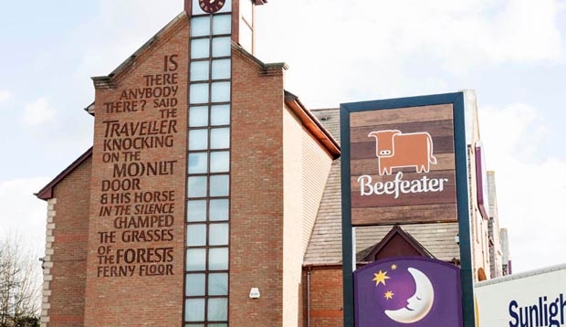 Exterior of Premier Inn Guildford North (A3) showing Beefeater restaurant