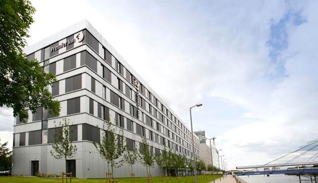 Exterior at Premier Inn Glasgow Pacific Quay (SECC)