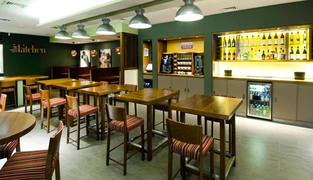 Bar area at Premier Inn Leamington Spa Town Centre