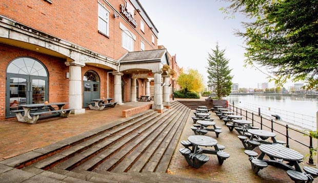 Exterior of Premier Inn Manchester Salford Quays hotel
