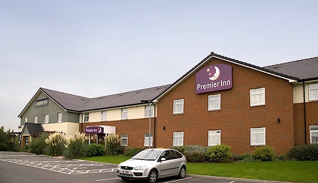 Exterior and car park at Premier Inn Market Harborough hotel