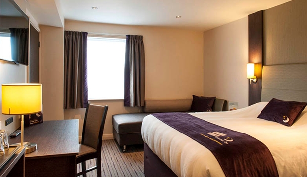 How do you book rooms at Premier Inn Hotels?