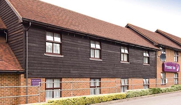 Exterior of Premier Inn Sandhurst hotel