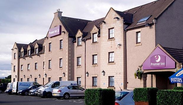 Car park area and exterior of Premier Inn Falkirk (Larbert)