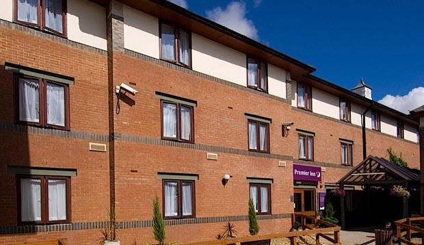 Exterior of Premier Inn Gillingham Business Park