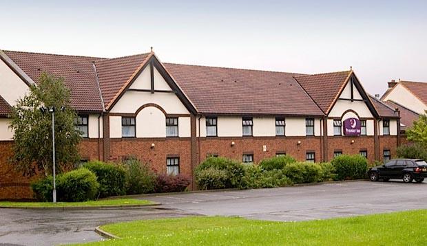 Exterior of Premier Inn Glenrothes