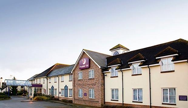 Exterior of Premier Inn Hotel Ipswich (Chantry Park)