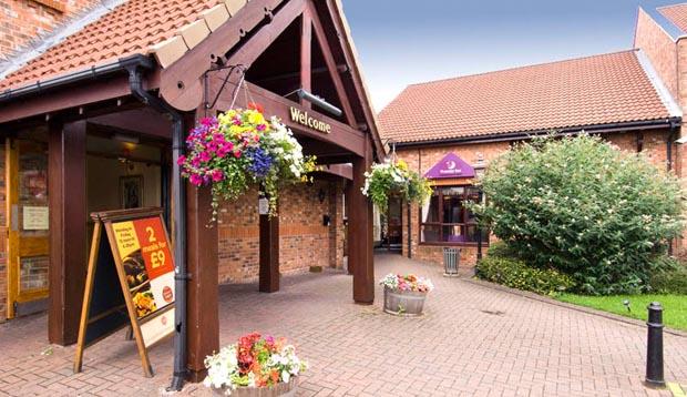 Exterior of Premier Inn Manchester (Denton) hotel