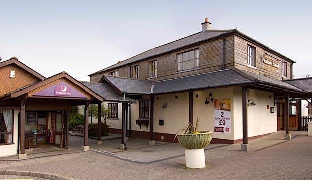 Outside Premier Inn Newquay (A30/Fraddon) hotel
