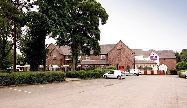 Outside Premier Inn Nuneaton/Coventry hotel