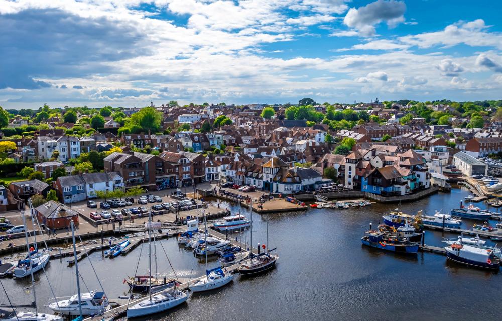 Hotels in Lymington