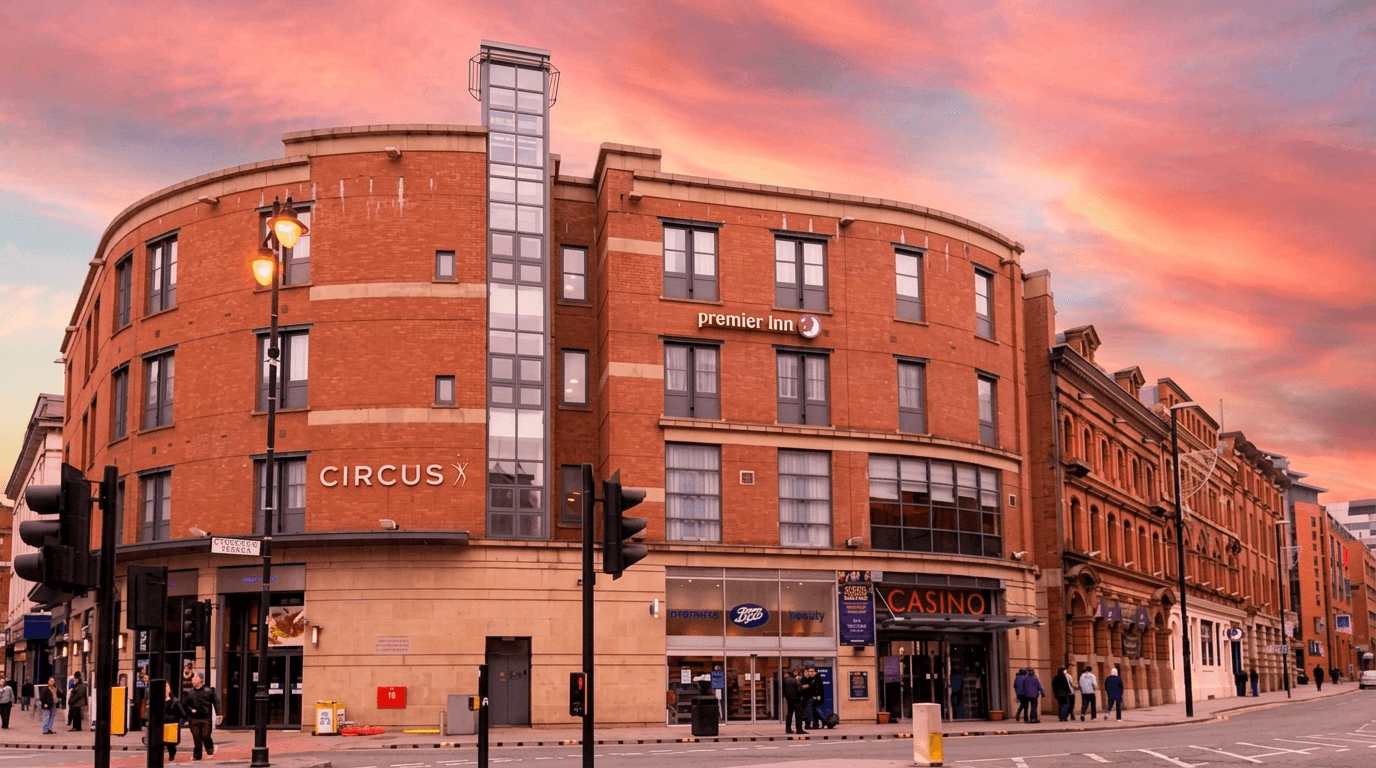 Manchester City Centre (Portland Street) exterior