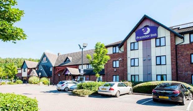 Car park and exterior at Premier Inn Telford Central