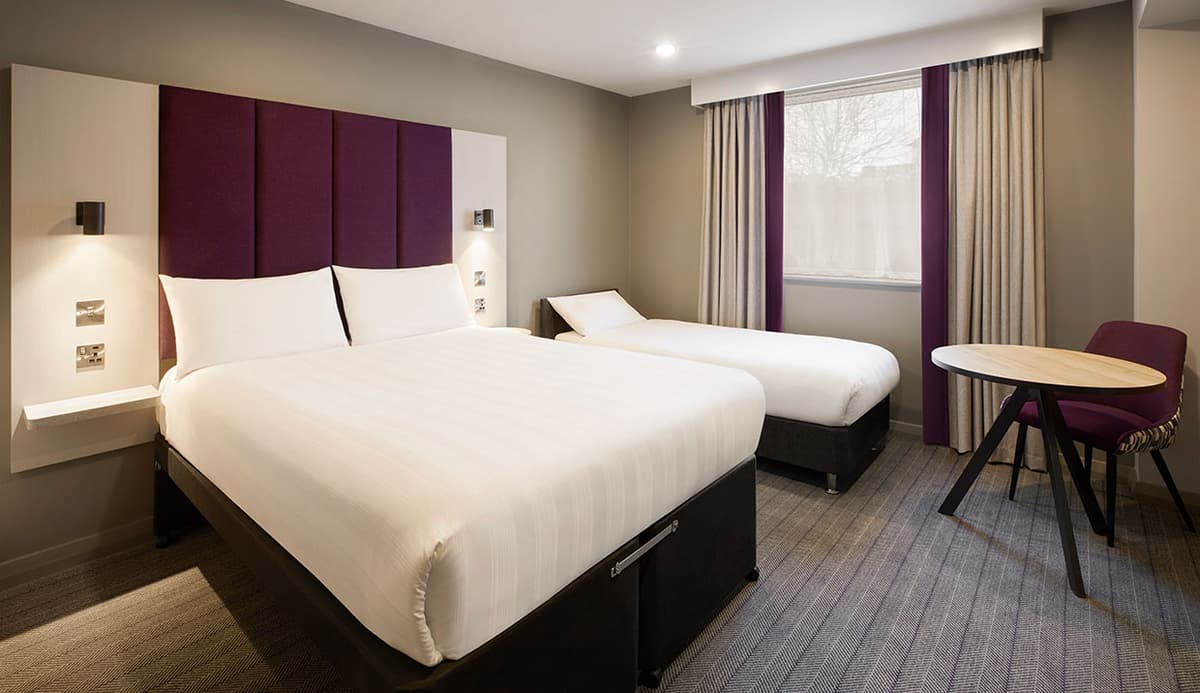 Edmonton Hotel | London | Premier Inn