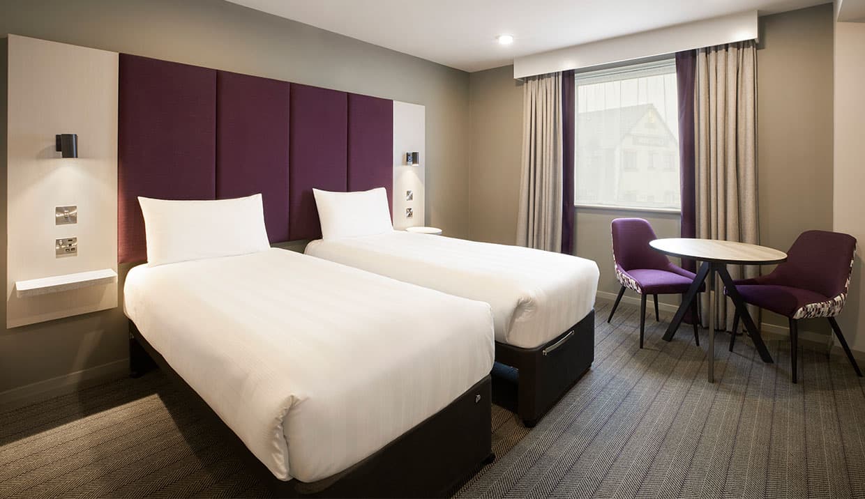 Edmonton Hotel | London | Premier Inn