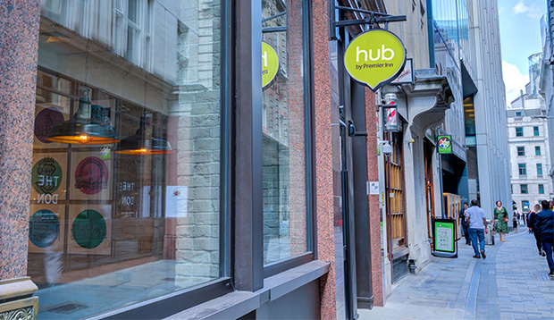 hub by Premier Inn, London City Bank