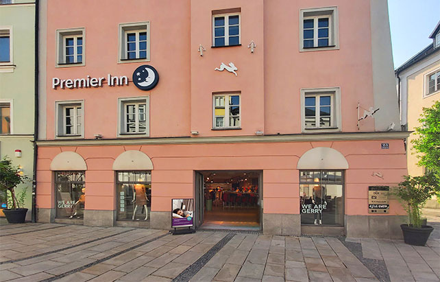 20.08.21 | Mit dem `Weissen Hasen´ in Passau eröffnet an einem traditionsreichen Beherbergungsstandort mit 500 Jahren Geschichte das 30. Premier Inn Hotel in Deutschland – Einzigartige Lage auf Landzunge im Dreiflüsseeck 