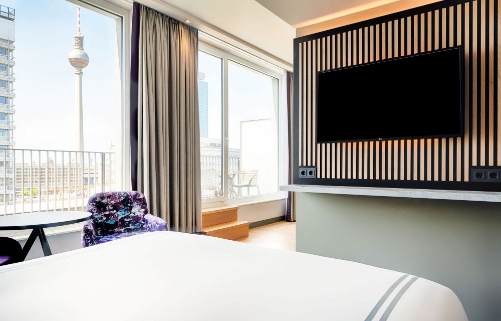 Premier Inn Berlin Alexanderplatz - Premier Plus Zimmer