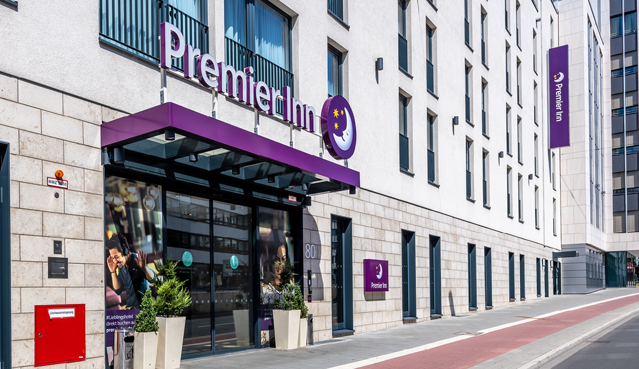27.04.21 | Hotelkonzern Whitbread kommt trotz Corona-Pandemie besser als erwartet durch das Finanzjahr 2020/21 – Expansion im deutschen Markt mit Hilfe weiterer Finanzierungen beschleunigt