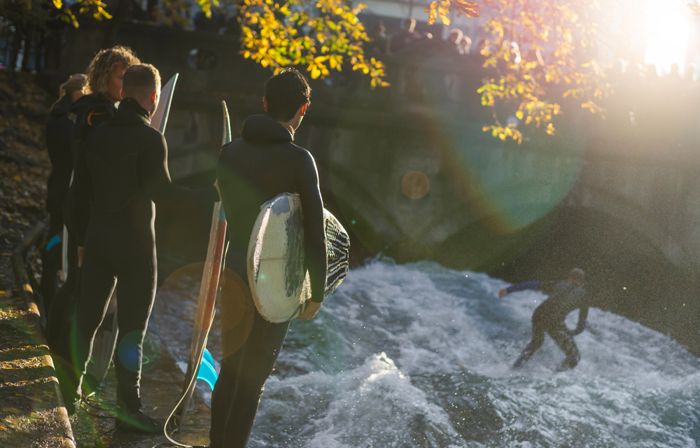 Surfen an der Eisbachwelle