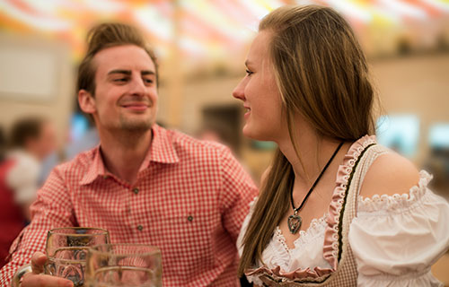 Traditionell feiern