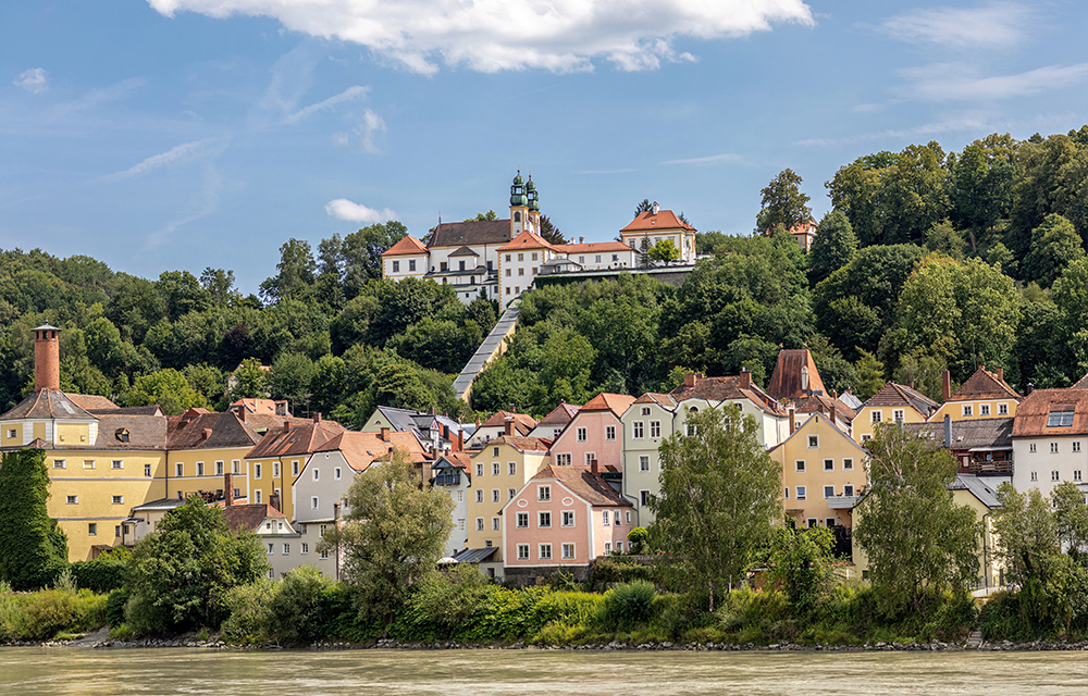 Mariahilf thront über Passau