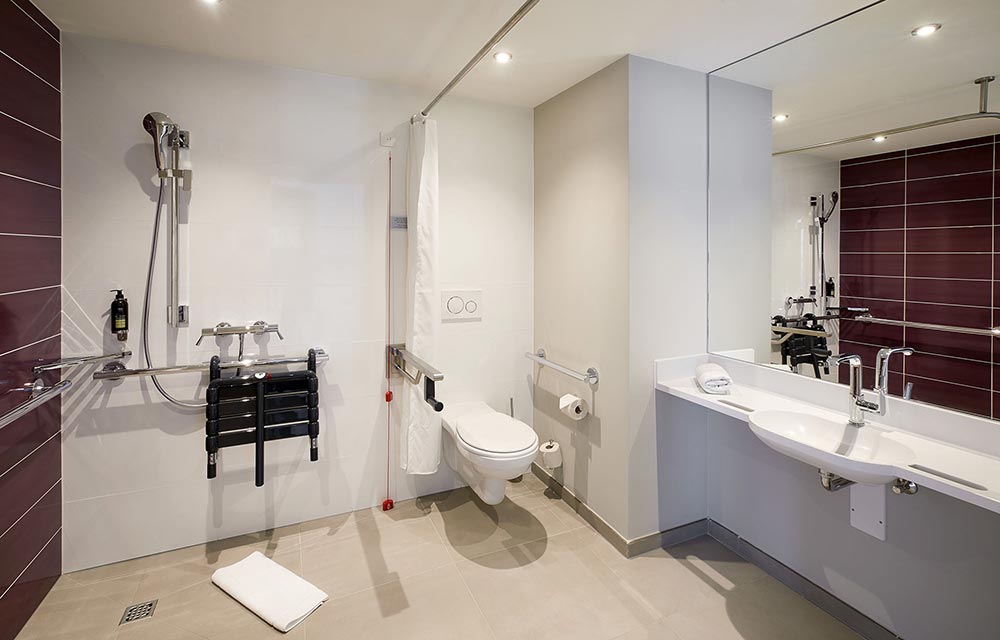 Rollstuhlgerechtes Badezimmer