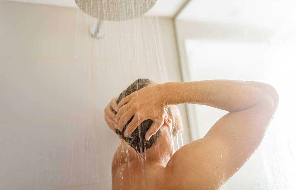 Tipp 7: Gönnen Sie sich eine kalte Dusche