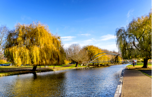 Bedford Embankment