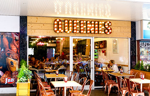 Queenie's Cafe