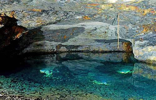 Carnglaze Caverns