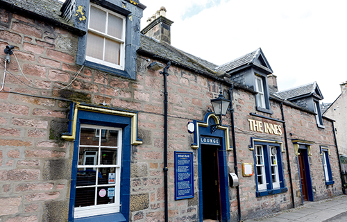 Innes Bar