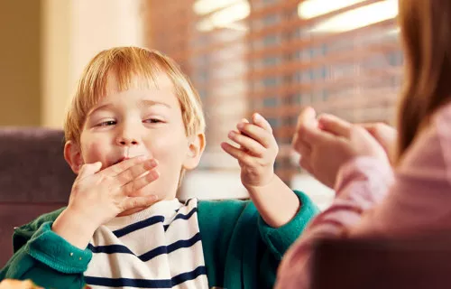 Kids eat breakfast free