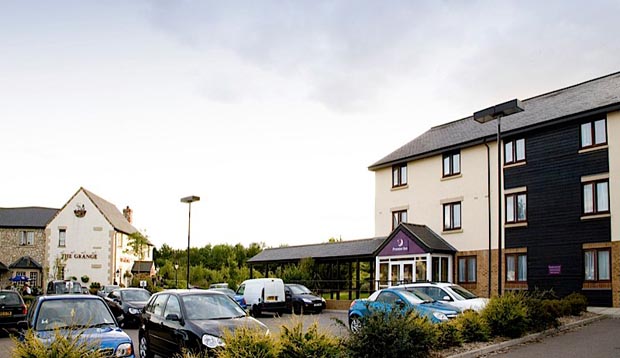 Car park at Premier Inn Hotel Chelmsford Boreham