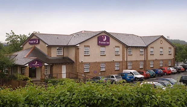 Exterior of Premier Inn Glasgow East Kilbride Central