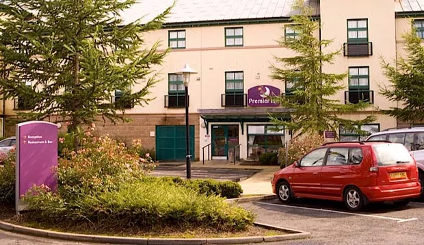 Exterior of Premier Inn Edinburgh (South Queensferry)
