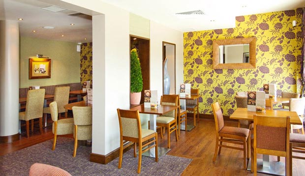 Restaurant area at Premier Inn London Gatwick Airport (Manor Royal)