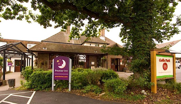 Exterior at Premier Inn Gatwick Crawley Town (Goff\u0027s Park)