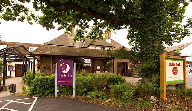 Premier Inn Gatwick Crawley Town (Goffs Park) Premier Inn Gatwick Crawley Town (Goffs Park)