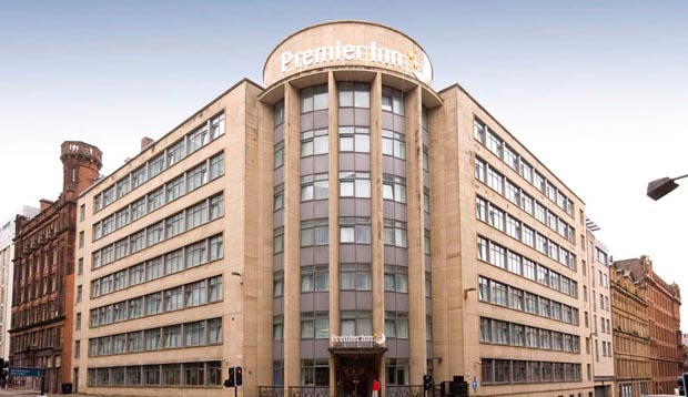 Exterior at Premier Inn Glasgow City Centre (George Square)