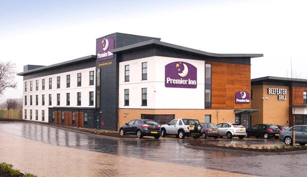 Exterior and car park at Premier Inn Glasgow Newton Mearns (M77 J4)