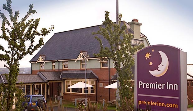 Exterior at Premier Inn Glasgow City Centre (Charing Cross)