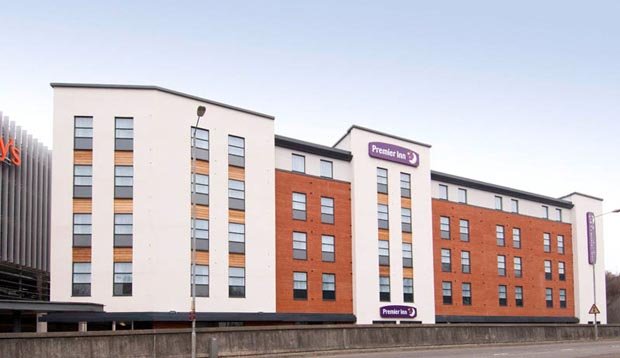 Exterior at Premier Inn High Wycombe Central