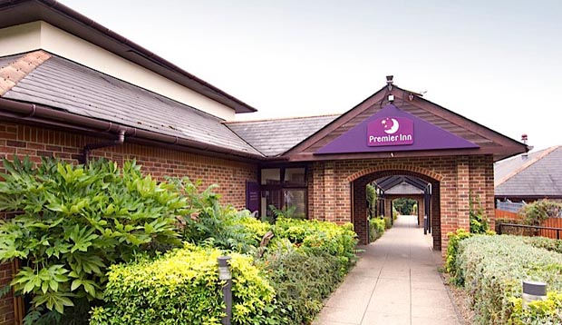 Exterior at Premier Inn High Wycombe / Beaconsfield