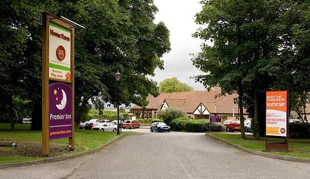 Exterior at Premier Inn Hull West