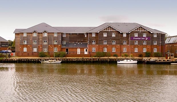 Premier Inn Isle Of Wight (Newport) Premier Inn Isle Of Wight (Newport)